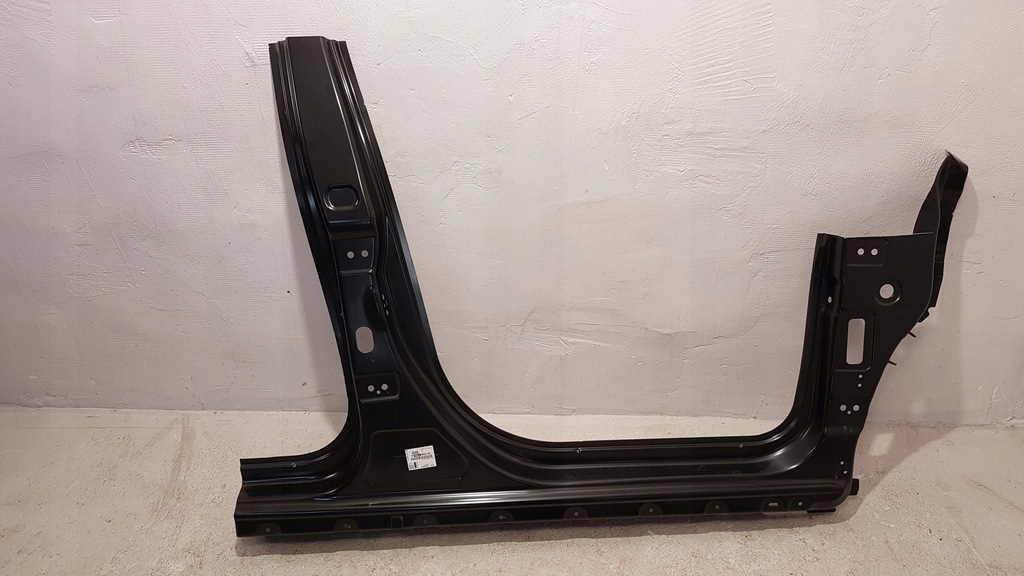 фото №1, Порог блок двигателя правый обшивка peugeot 2008 i 12-19