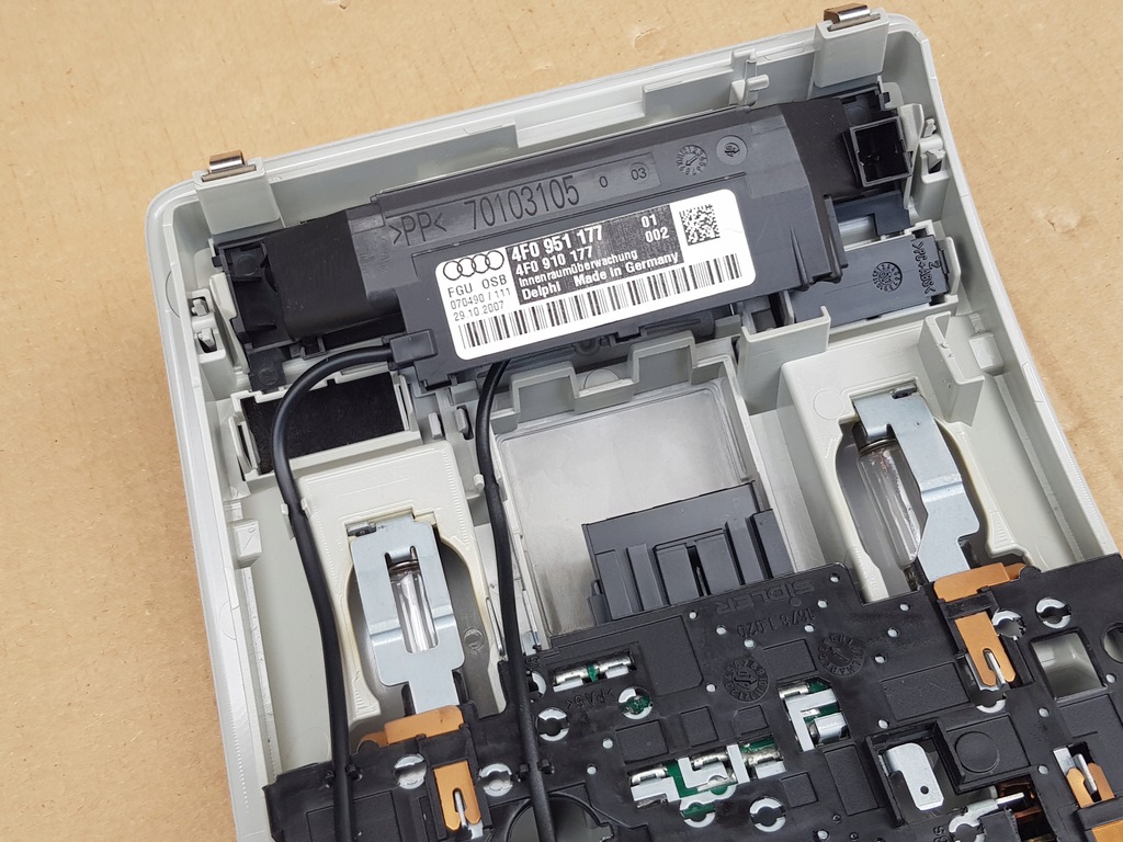 фото №13, Лампа стельовий + перемикач люк / audi a6 c6 - перевірений