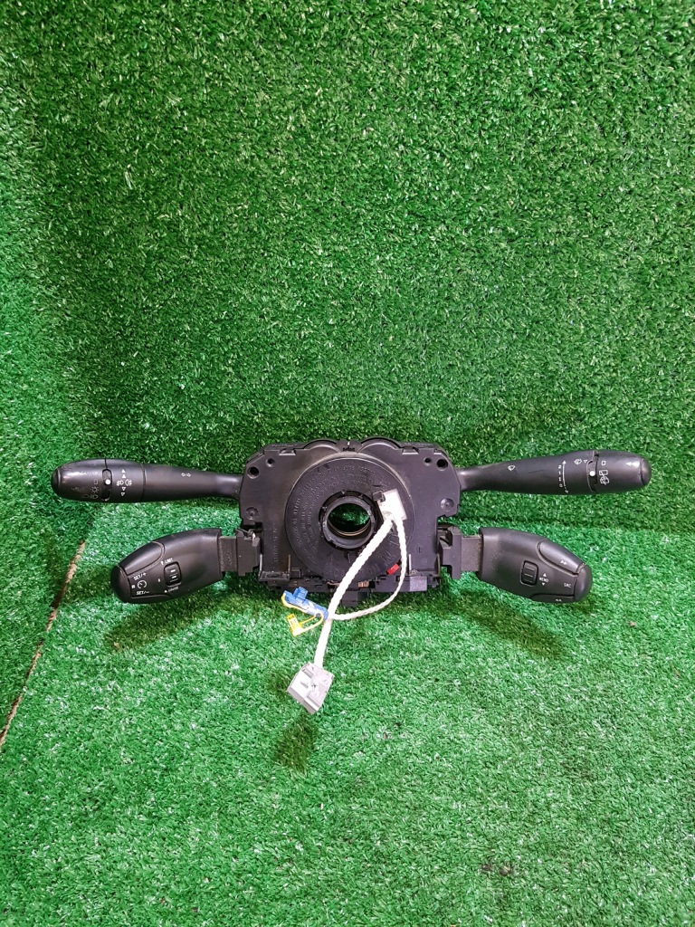 фото №1, Переключатель комбинированный peugeot 308 96660140xt