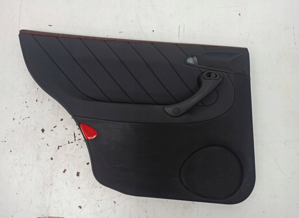 фото №1, Обшивка двері лівий задній lancia lybry sw