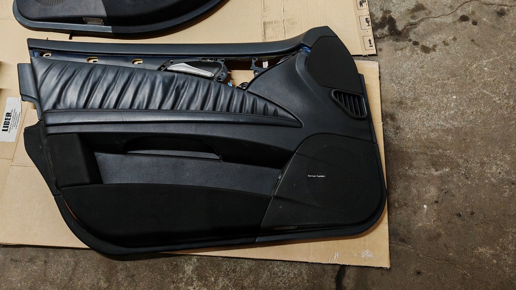 фото №12, Обшивка дверь перед задняя шторка рамки кожа harman kardon mercedes w211 lift