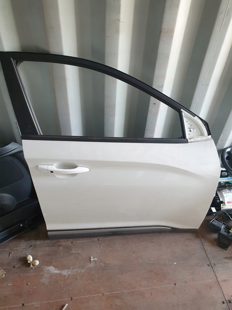 фото №8, Hyundai kona гибрид зеркало 6pin