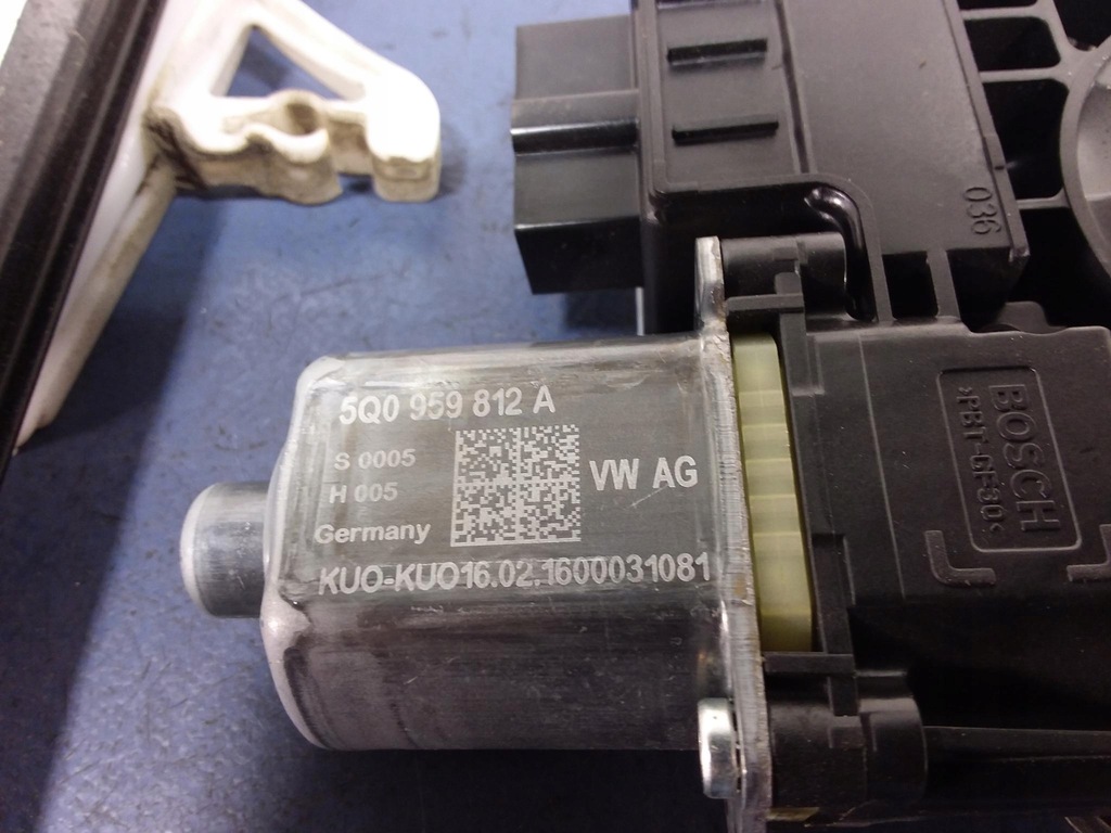 фото №6, Octavia iii підйомник скло задня правий 5e0839462