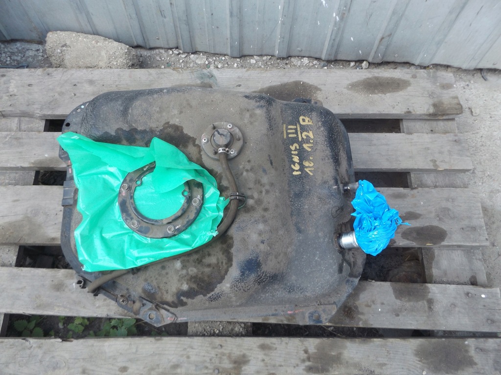 фото №1, Ignis iii 1,2 bak бак топлива 4x4