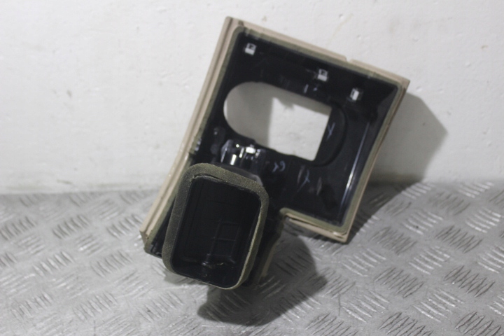 фото №3, Решётка обдув левая land rover discovery iv