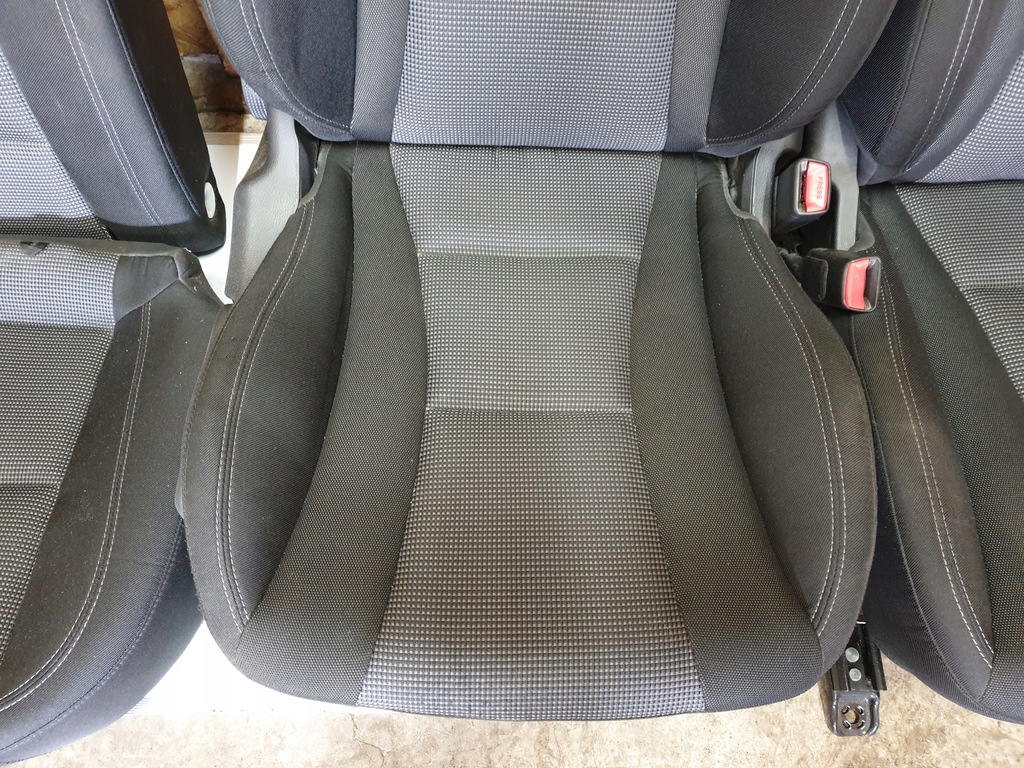 фото №7, Hyundai i30 2 12- hb сиденья заднее сиденье