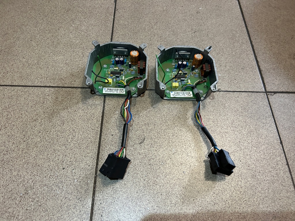 фото №1, Підсилювач динаміка nokia задня w полиця audi a8 d2 lift