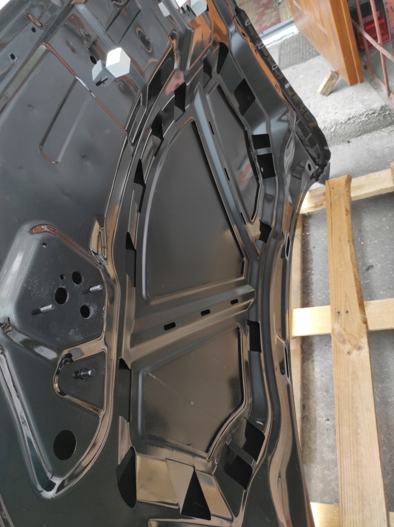 Капот крышка двигателя audi q3 ly9b 2011-2015 Оригинал