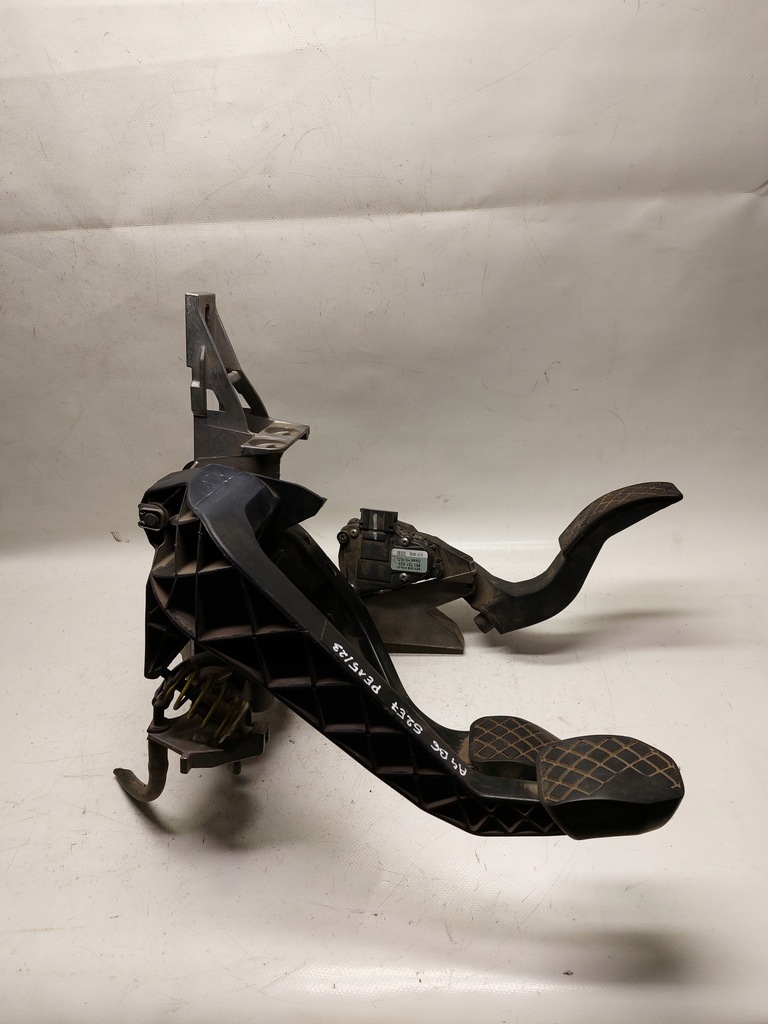 фото №8, Педаль газу гальма помпа зчеплення audi a4 b6