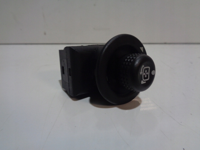 фото №6, Перемикач дзеркал discovery iii 04-09 yuf500030