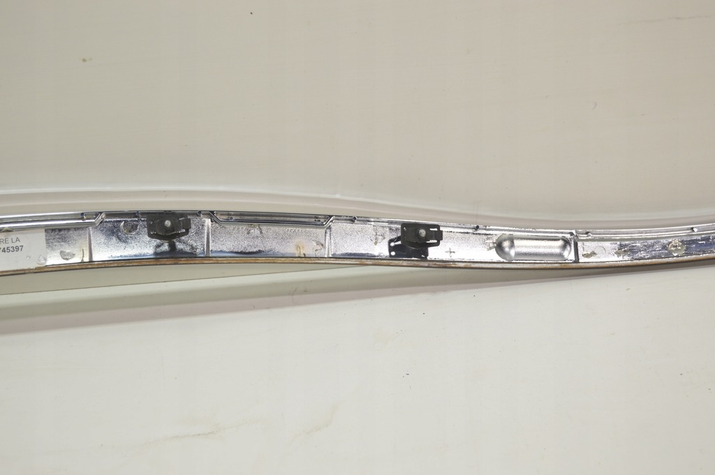 фото №12, Молдинг декоративная панели приборной панели drewno mercedes e klasa w211 avantgarde