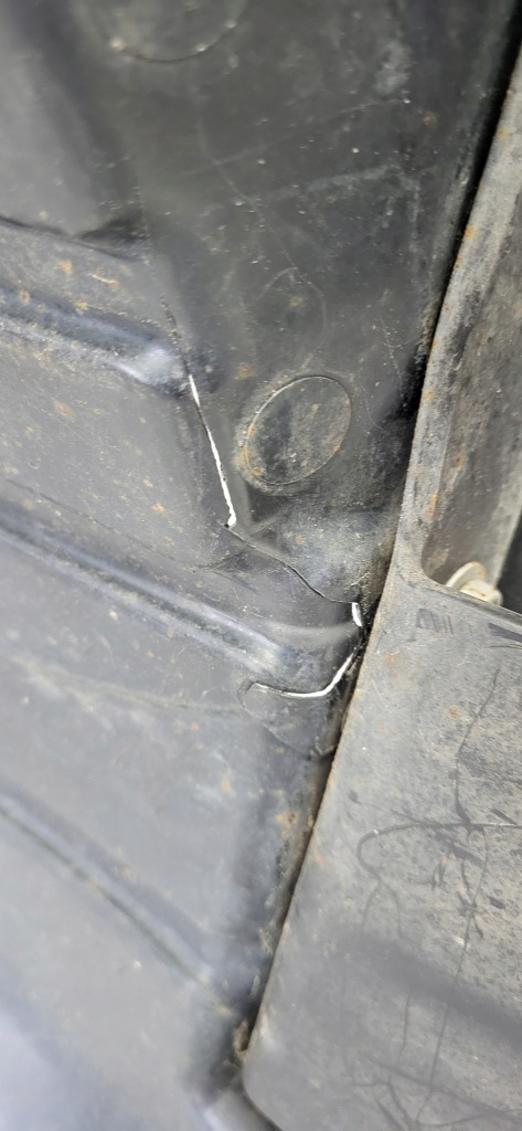 фото №13, Auris ii 12-18 підкрилок передні ліва перед+ бризковик uszkodz. 53876-02460