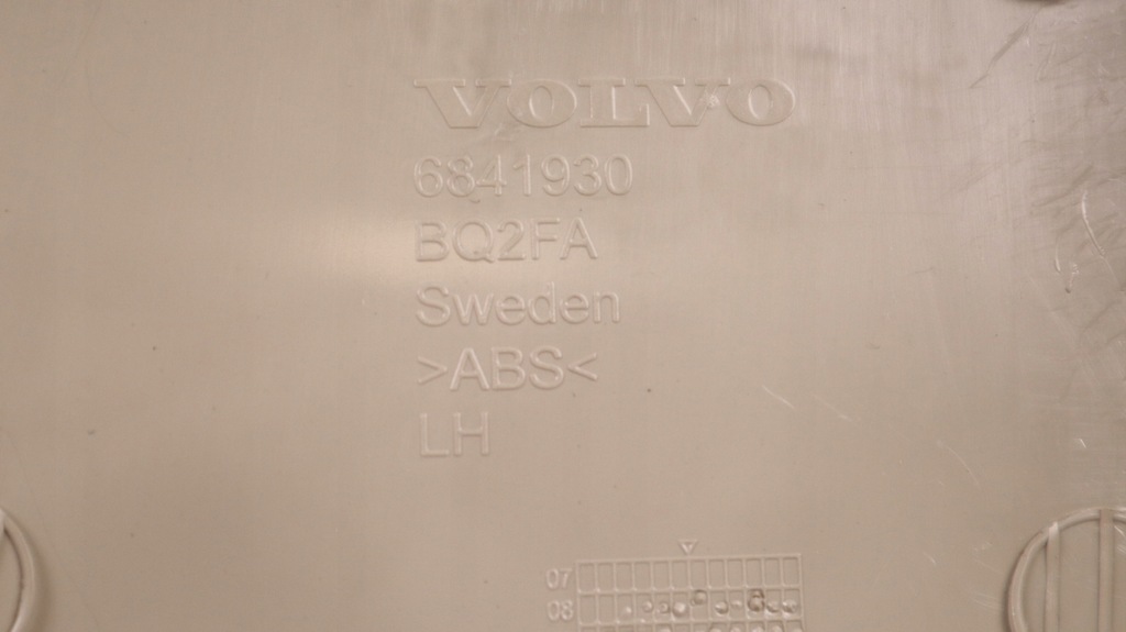 фото №13, Volvo xc60 i lift захист стійка права 6841930, 30721147