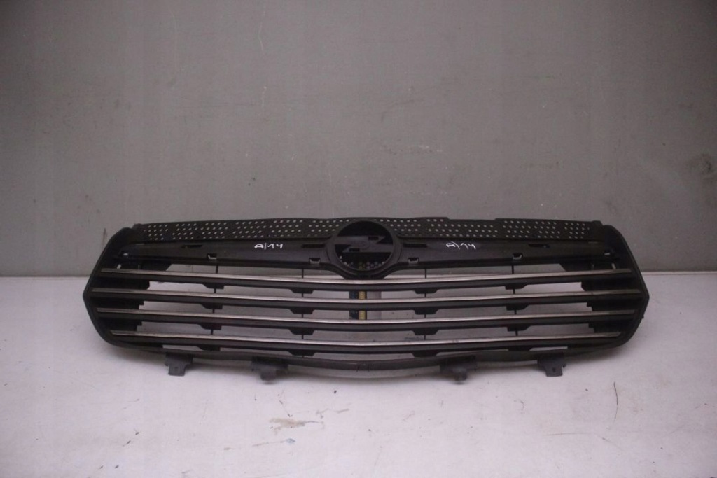 фото №1, Решётка радиатора opel vivaro b 2 ii хром