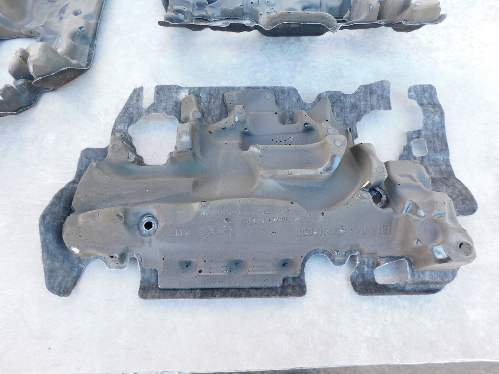 фото №8, Захист wygłuszające tłumiące двигуна bmw електрик оригінал 8744249 8744251