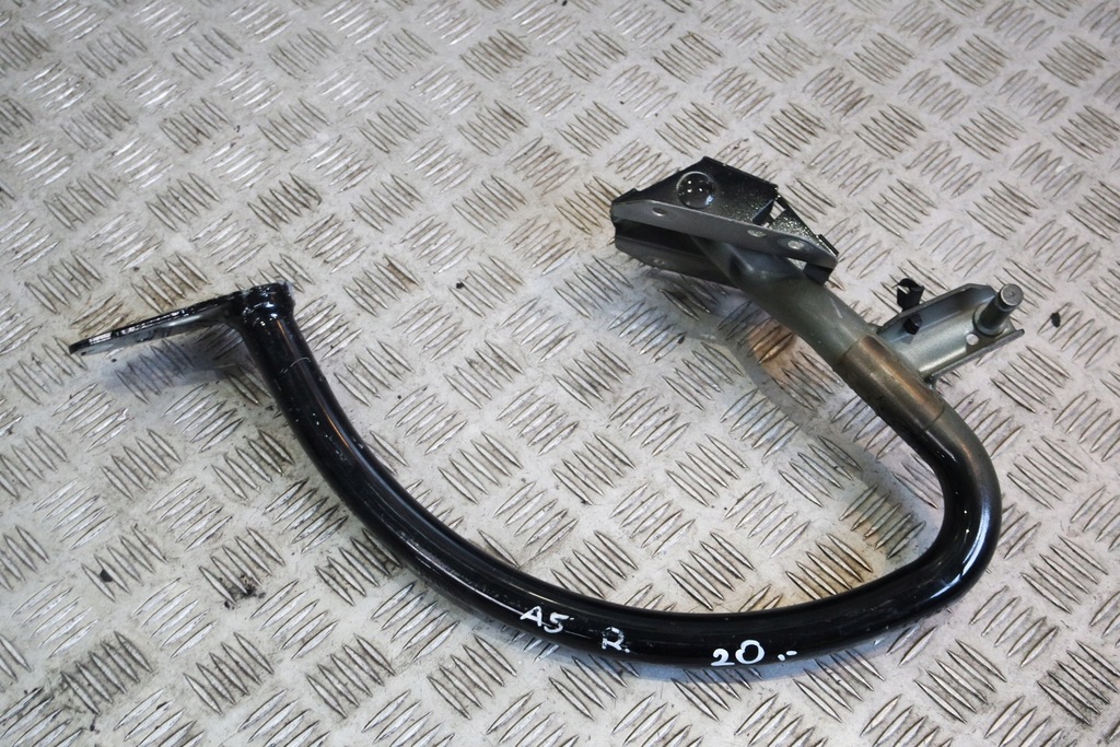 фото №1, Правий петля кришки задня audi a5 8t