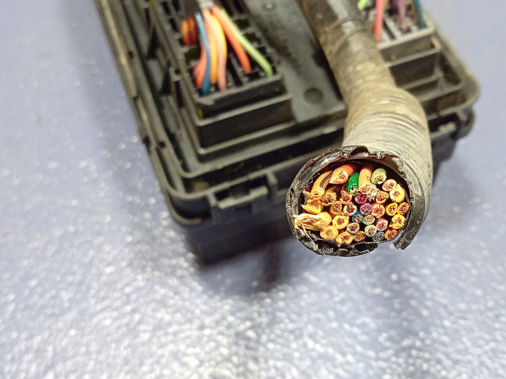 фото №7, Chevrolet aveo t250 lift коробка предохранителей 96867123