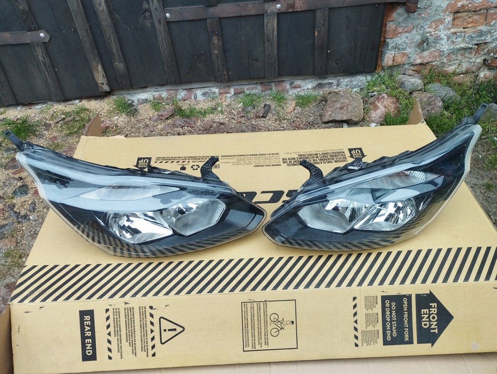 фото №1, Лампа левая правая передняя ford transit custom