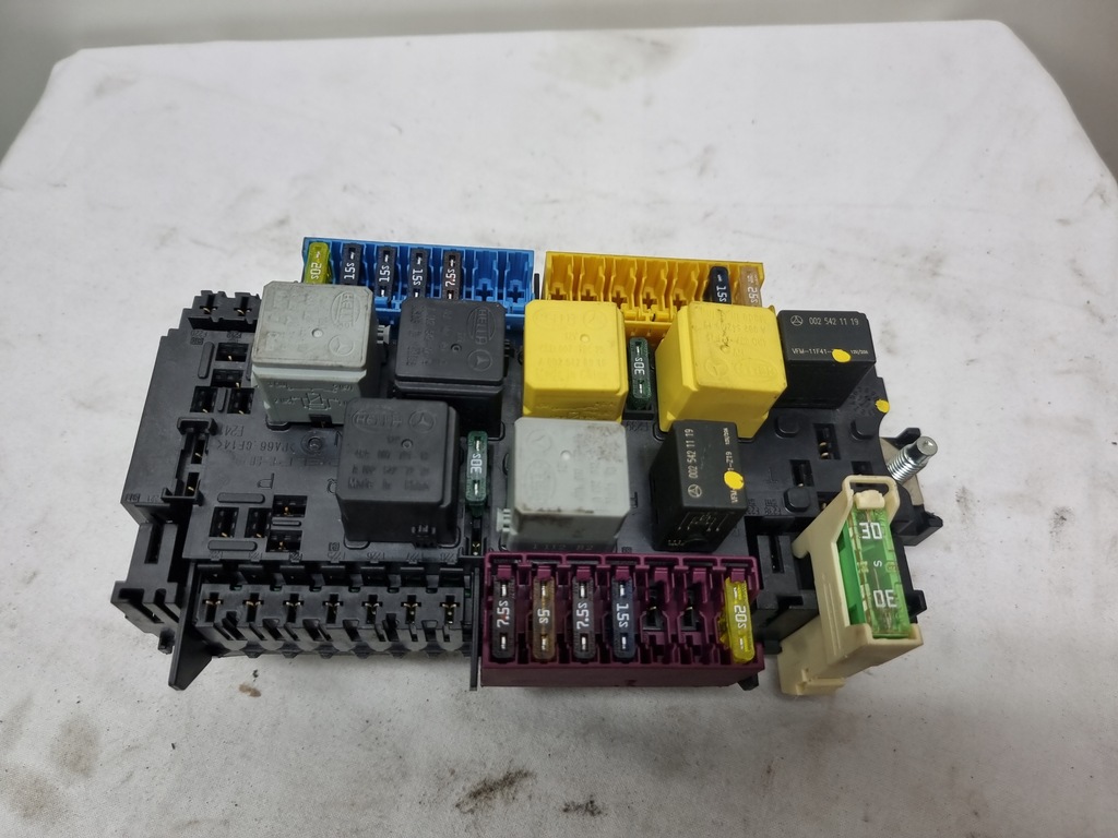 фото №1, Mercedes w166 коробка запобіжників