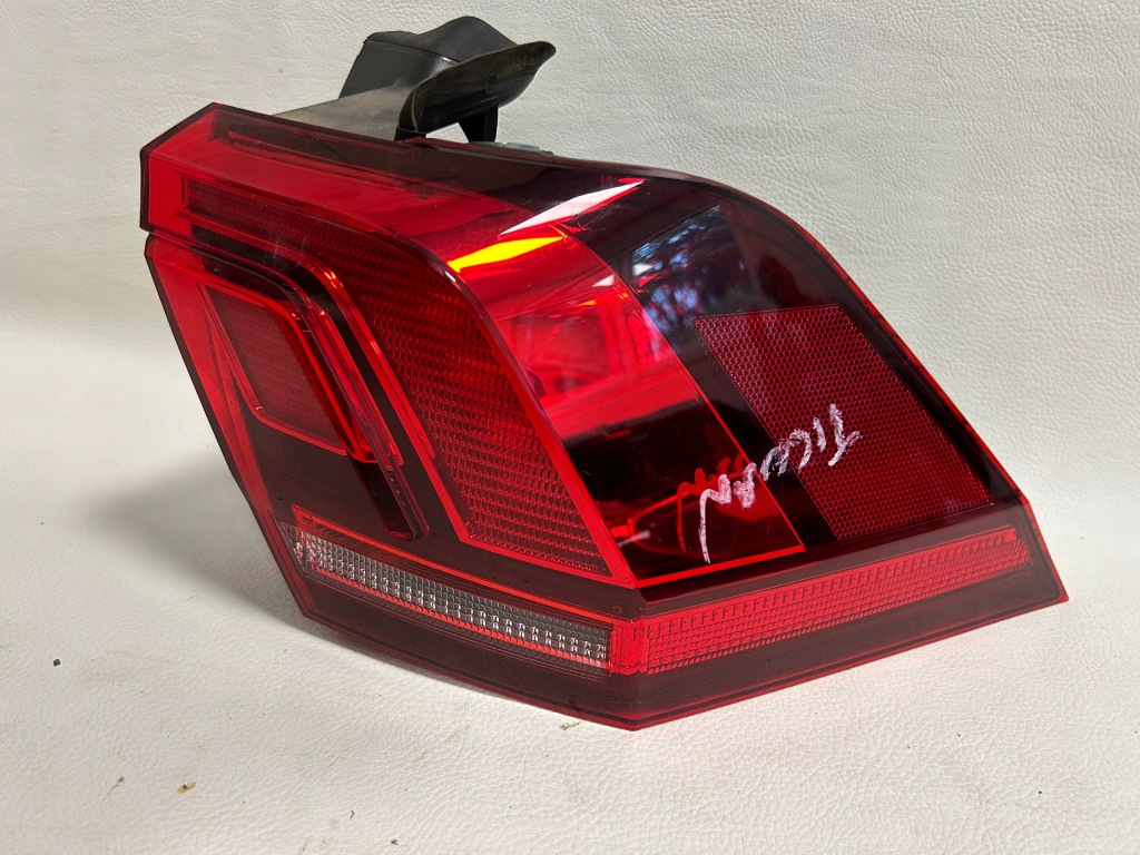 фото №1, Vw tiguan лампа задняя правый 2016- 5na