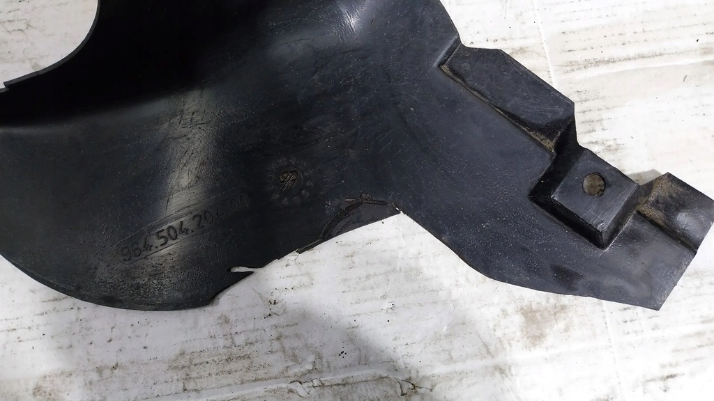 фото №9, Подкрылок передние часть задняя правое 96450420400 porsche 911 964 89-93