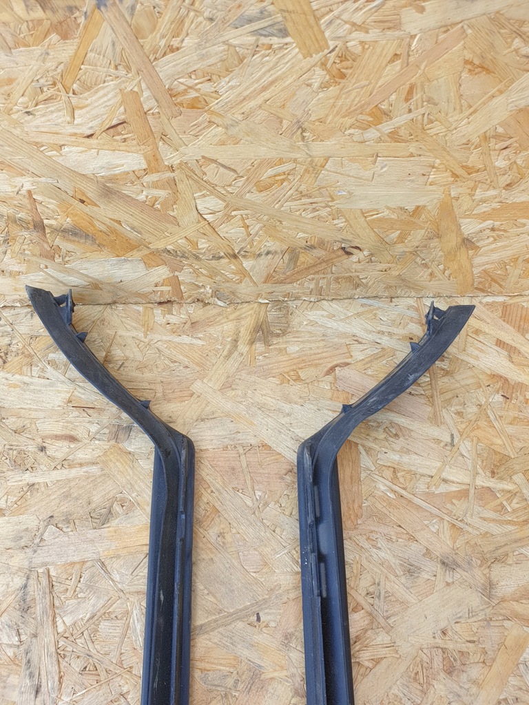 фото №9, Volvo xc40 молдинг скло лобове права ліва