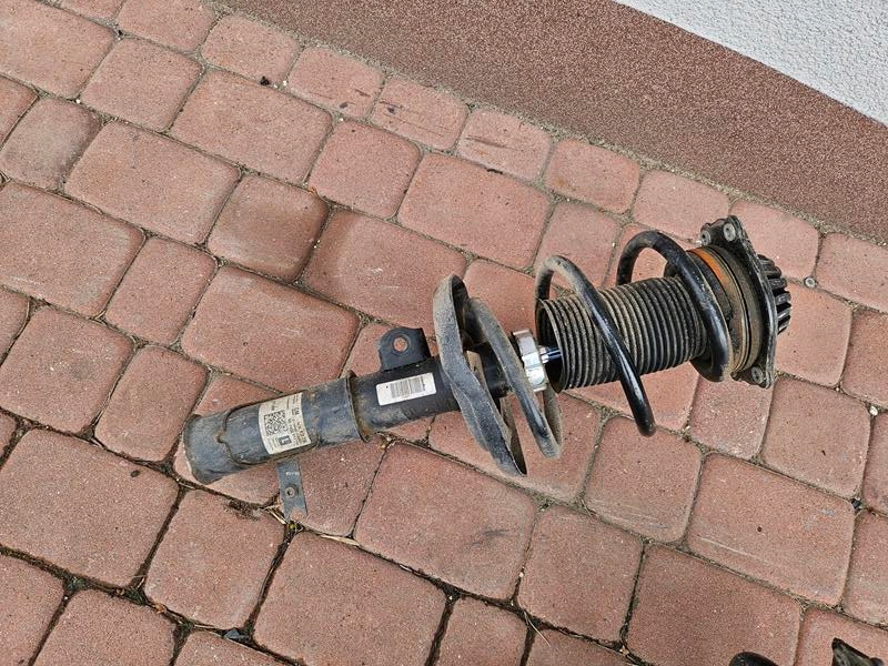 фото №1, Амортизатор ids+ gsi opel insignia b 84301376