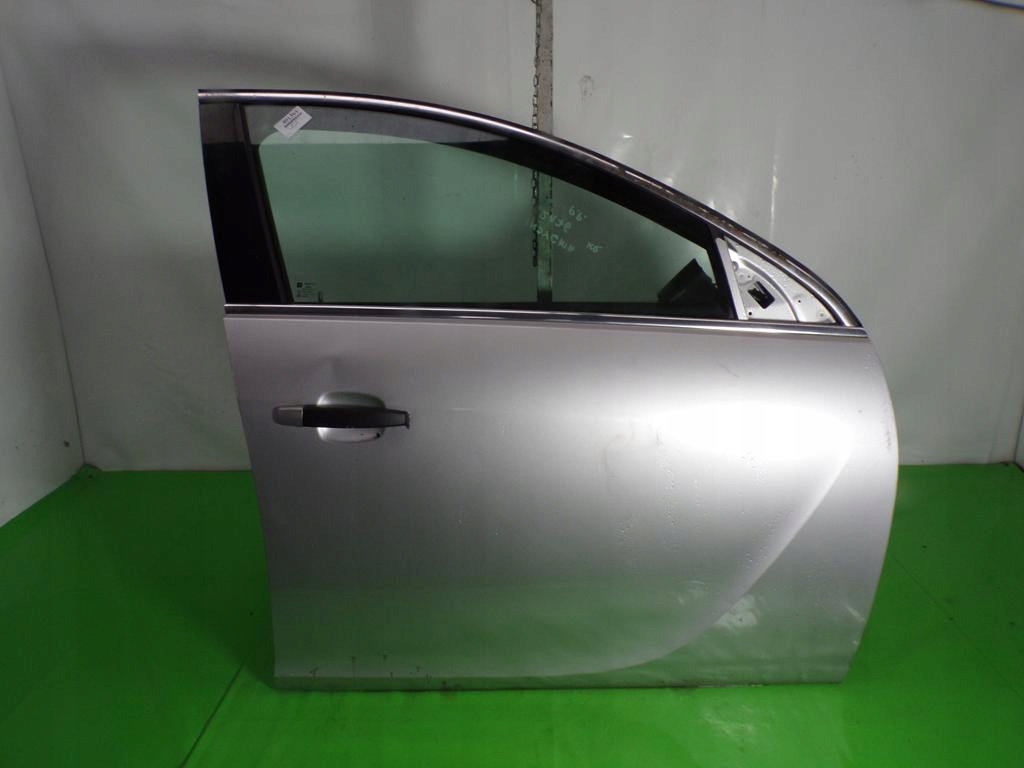 Купити Opel insignia a праве передні двері z176
