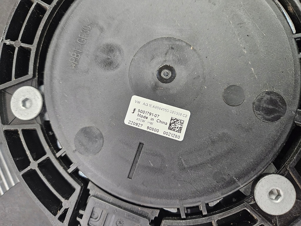 фото №8, Vw id.3 id.4 enyaq born q4 e-tron радіатор вентилятор комплект 1ea121203d