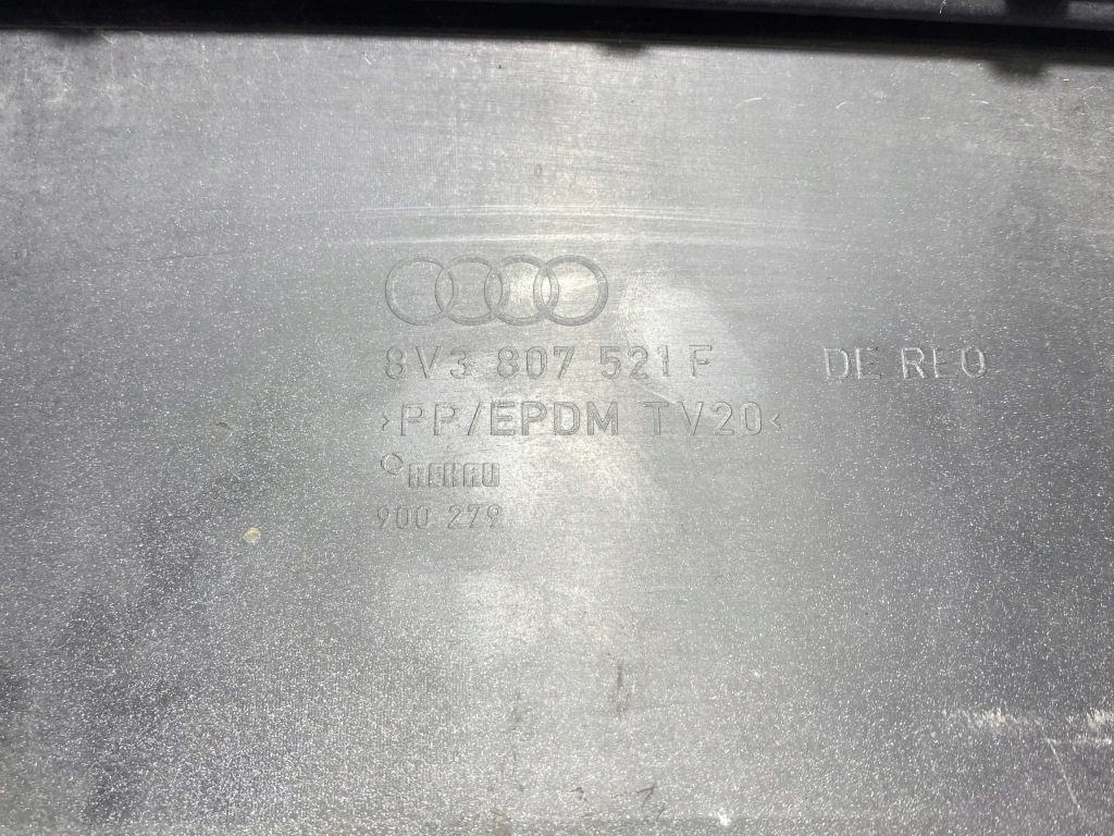 фото №12, Диффузор бампера задняя audi a3 s-line 8v3807521f