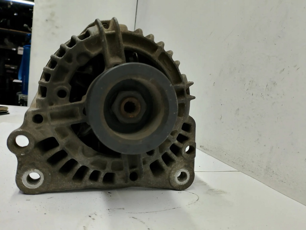 фото №1, Генератор skoda octavia 1 i 037903025e