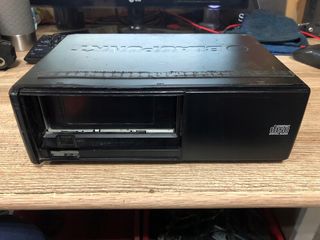 фото №10, 7607700002 чейнджер blaupunkt vw sharan