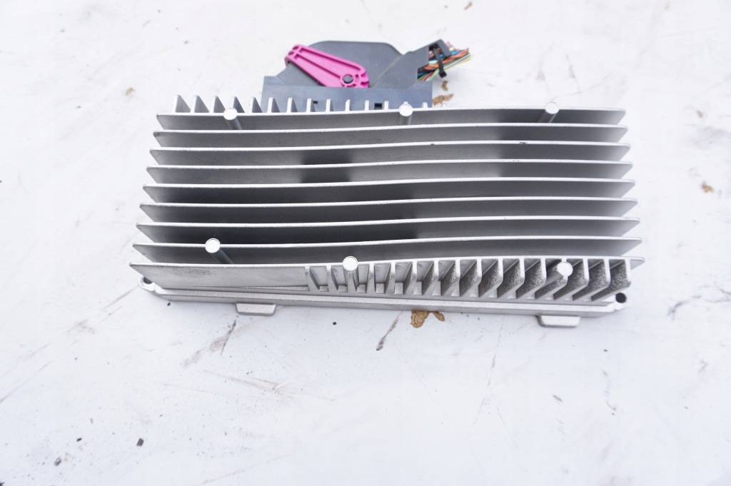 фото №1, Підсилювач 8r0035223g audi a4 b8 fl