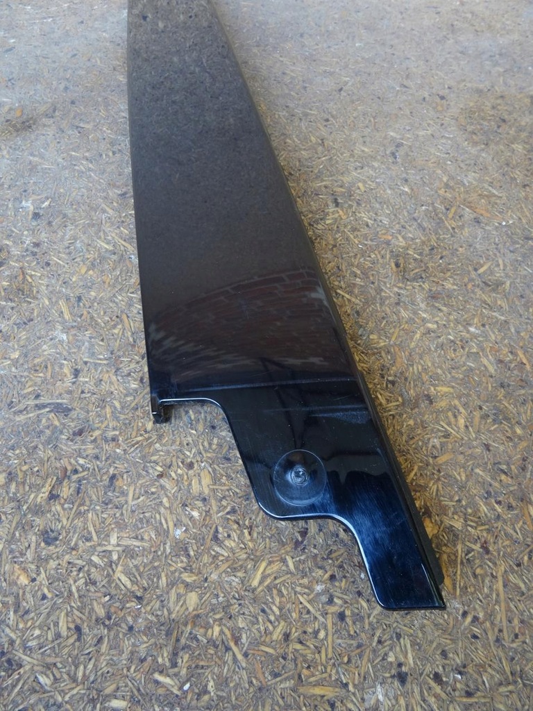 фото №9, Audi q3 8u молдинг двері стійка права перед black piano s-line 8u0837902c