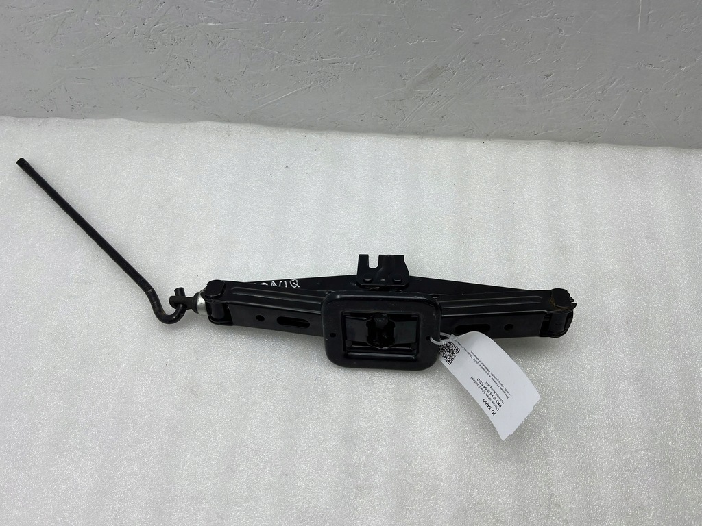 фото №6, Hyundai ioniq 2018 домкрат автомобильный