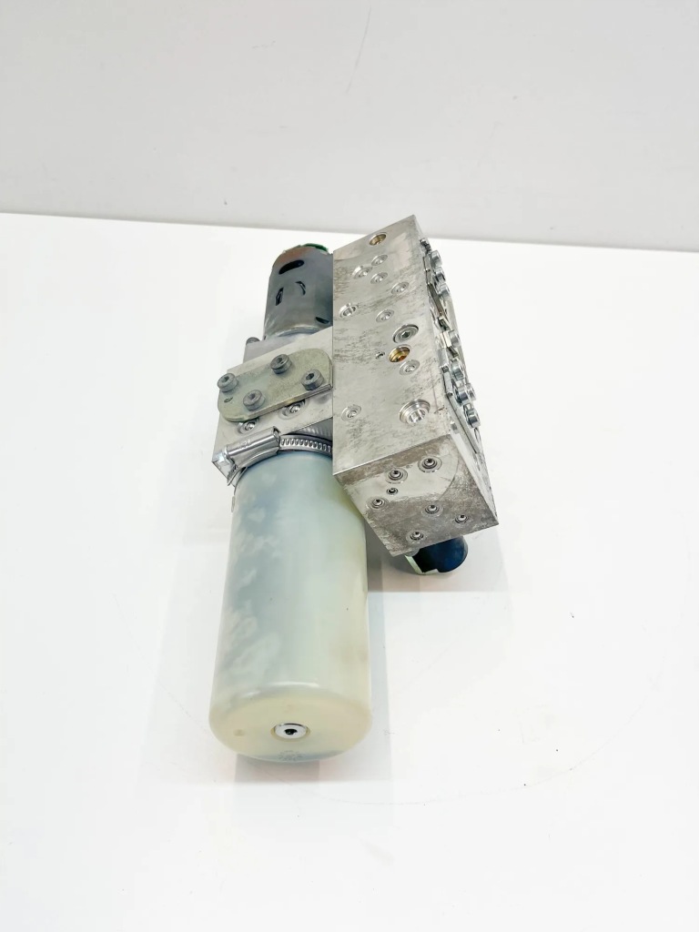 фото №8, Насос гідравлічна mercedes-benz sl r231 a2318050124 30714334 4.7l 324kw