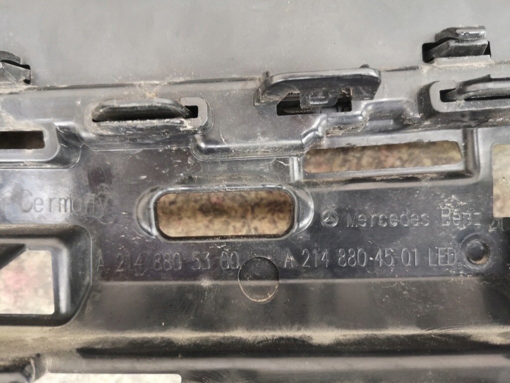 Mercedes e klasa w214 a214 x214 amg 23- 2023- решётка радиатора решётка радиатора led diamond с Разборки