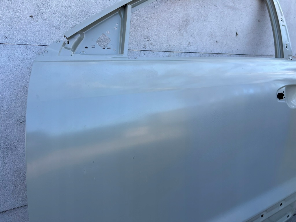 Дверей kia rio niro 2 od 2022 r передні ліве перед ліве нове оригінальні в Україні