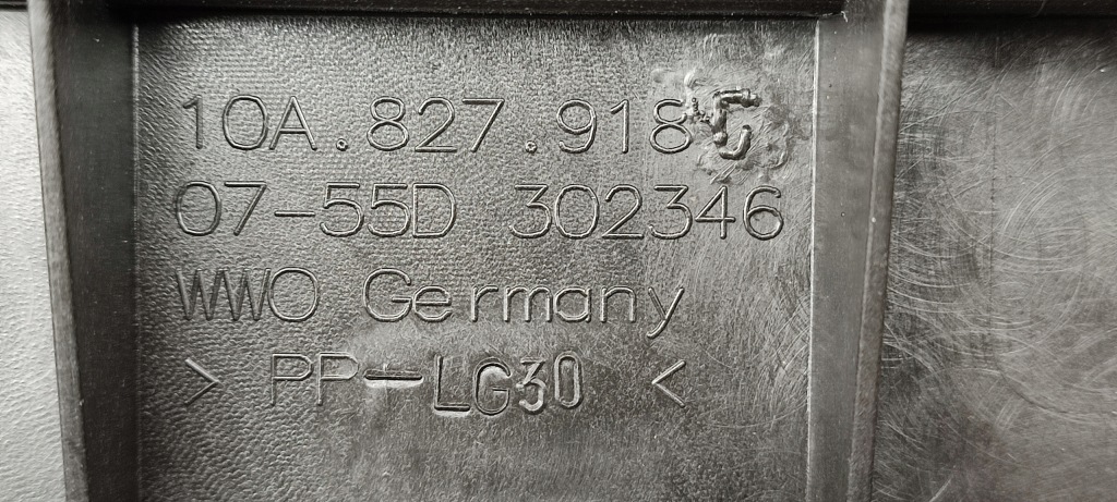 фото №12, Кришка багажника багажника vw id3 id.3 czarna bdb 10a827025aa 10a827918 bardzo ładna