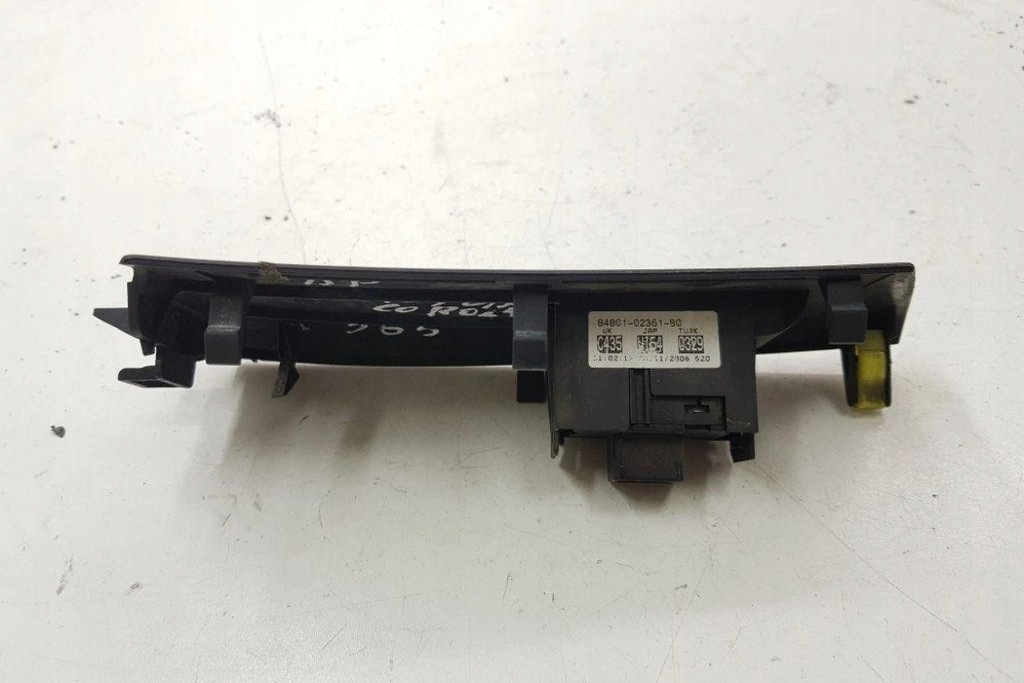 фото №9, Кнопка керування вікон задніх правих двері toyota corolla _e12_