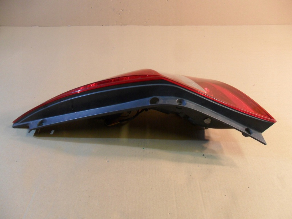 фото №9, Лампа правая 92402-2r0 hyundai i30