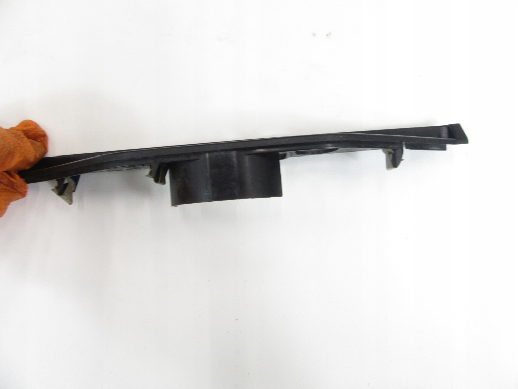 Захист заглушка двірники задній bmw e34 універсал Ціна