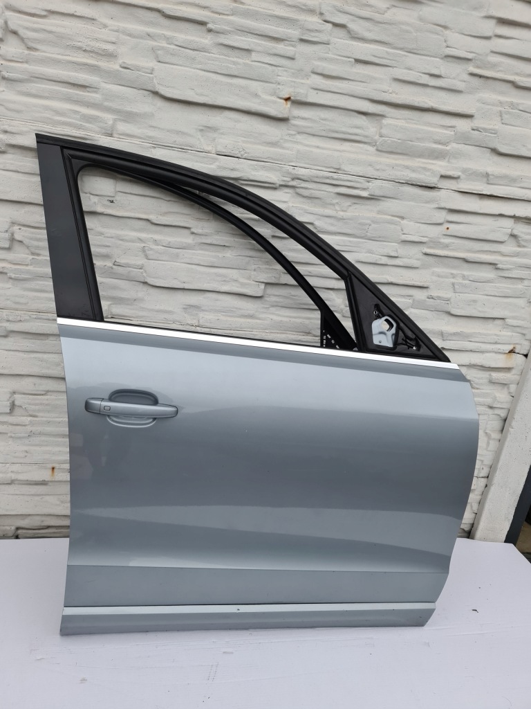 фото №1, Q5 8r двері праве передні перед блакитний lx7v