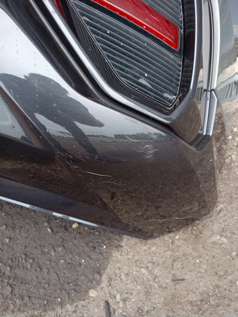 Бампер задній задня 4pdc audi q3 83a 83f sportback в Україні