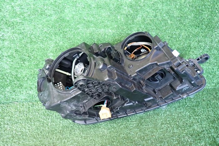 фото №7, Skoda octavia iii bi ксенон 13-17 фара лівий лампа ліва