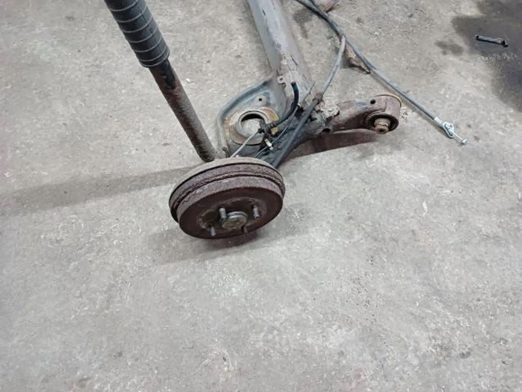 фото №5, Nissan micra k13 балка підвіска oś задня