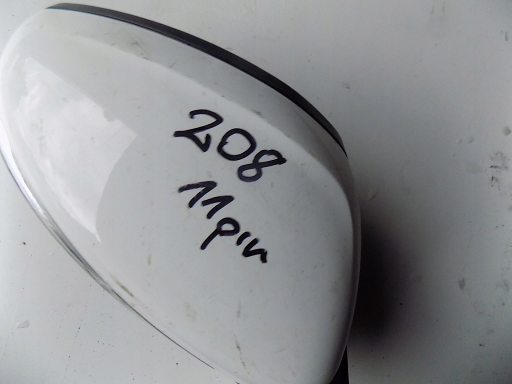 фото №5, Peugeot 208 зеркало наружное правое 11 pin