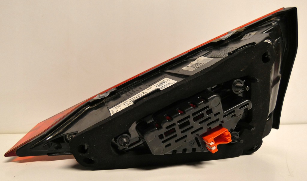 фото №5, Audi a1 2018- 82a лампа задняя левая задняя