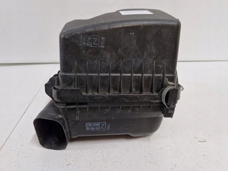 фото №1, Toyota matrix ii 1.8 vvti корпус фильтра воздуха оригинальный номер 17705-0t040