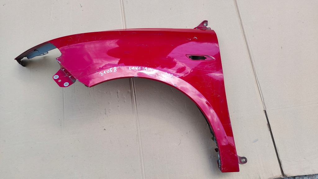 Купить Lancia ypsilon крыло  левое . 2011-2023.